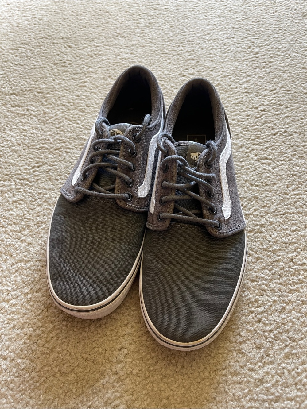 Vans Men's Gray Canvas Low-Top Sneakers with White Side Stripe